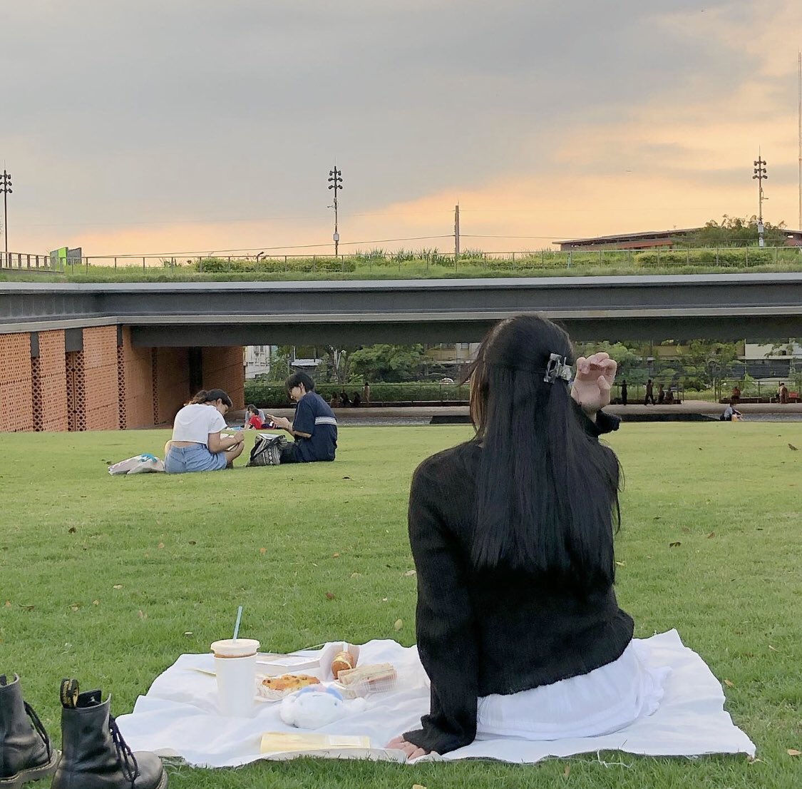 jeongjaypeach's tweet photo. ♡̩̥̩ 🧺 ꕀ🥤🥪˚⌇ https://t.co/Aq7BGDuj10