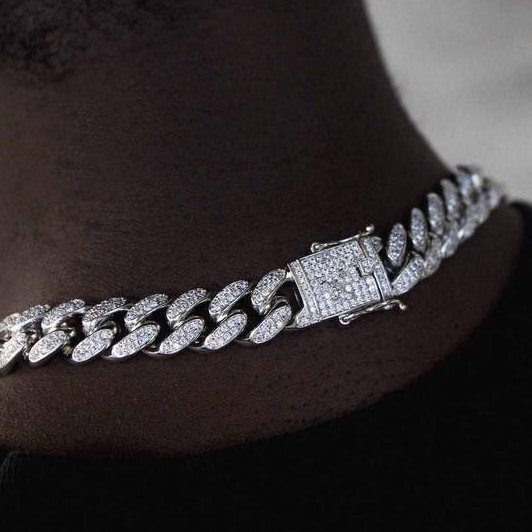GOLD_DISTRICT_'s tweet photo. #THEGLDSHOP #FREECHAINS #BESTINDAGAME #GLDGANG #WATCHES #CHAINS #RINGS #WOMENSCOLLECTION #CUSTOM #PROMOTER
🥶10MM DIAMOND CUBAN LINK IN STERLING SILVER!
(SHOP NOW) https://t.co/yl3Kwf5vnH
#THEGLDSHOP #MIAMICUBANCHAINS #GLDGANG #STERLINGSILVER #HIPHOPJEWELRY #1BRAND https://t.co/6l2DKtJnDs