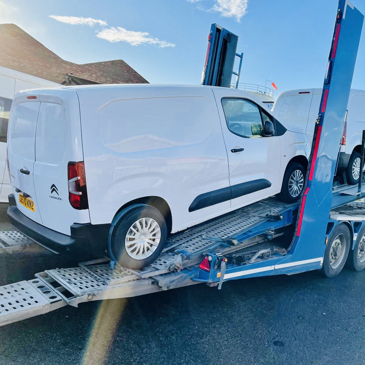BankViewHire's tweet photo. We are very excited to have added even more 70 plate Citroen Berlingo’s to our already extensive and varied fleet! 
These brand new vehicles are equipped with a 7 inch Touchscreen Display, Cruise Control and Rear Parking Sensors. 
#bankview #70plate #citroen  #liverpoolvanhire https://t.co/TCeGLvR3z0
