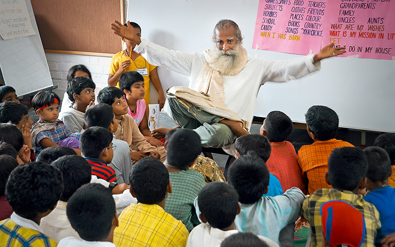 SadhguruJV's tweet photo. Mathematics did not get invented in a classroom. It is in the nature of the Universe. #SadhguruQuotes #NationalMathematicsDay https://t.co/YMZN3yLeVQ