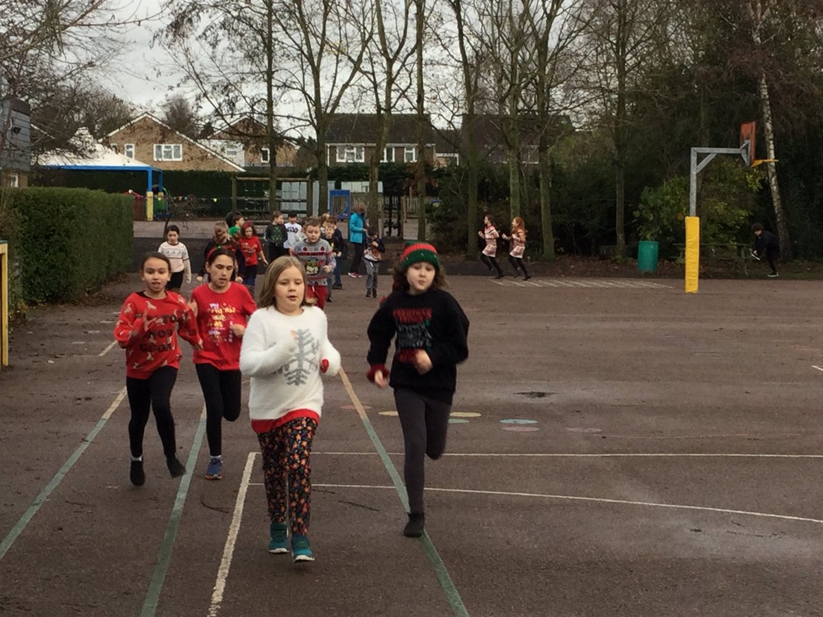 TickfordPark's tweet photo. Santa Dash on Christmas jumper day #TPemerald #TPmoonstone #TP4pe #ChristmasJumperDay2020 https://t.co/hfiWpZLcXN