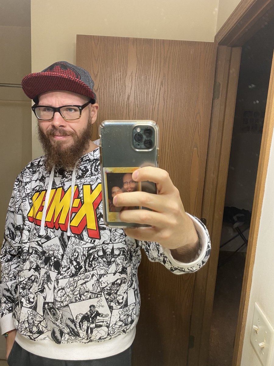 jrg231's tweet photo. @Logic301 are we fuckin twins? https://t.co/Qpd9kmh5Wv