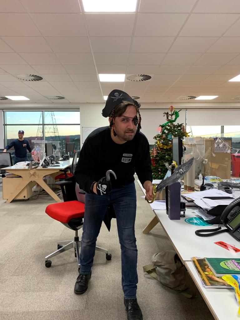 BrewerRobT's tweet photo. Our materials planner Dan is preparing for boarding. https://t.co/FFhLCCPhXa