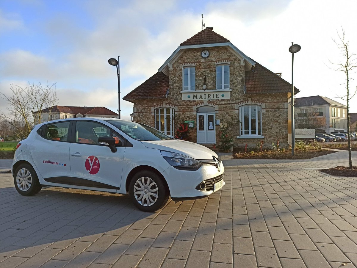Merci au CD <a href="/Les_Yvelines/">Les Yvelines</a> pour le don d'un véhicule à la commune de Toussus ! Une aide précieuse pour les petites communes !
