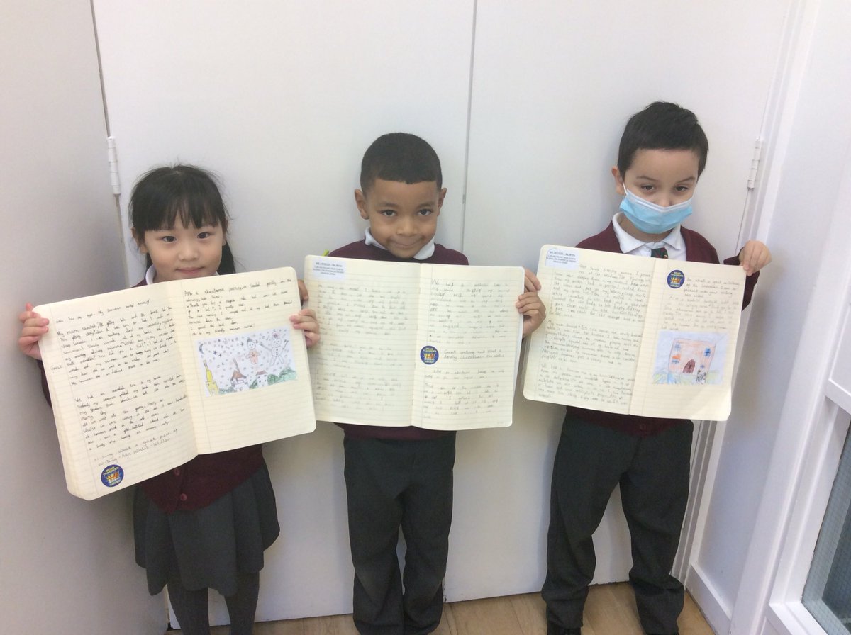 St_JamesYear2's tweet photo. Wow! What wonderful stories in Year 2 this week. We have been retelling the story ‘The Snowman’ from James’ point of view. Such AMAZING writing ⭐️ ⛄️ https://t.co/2MwtlapCMm