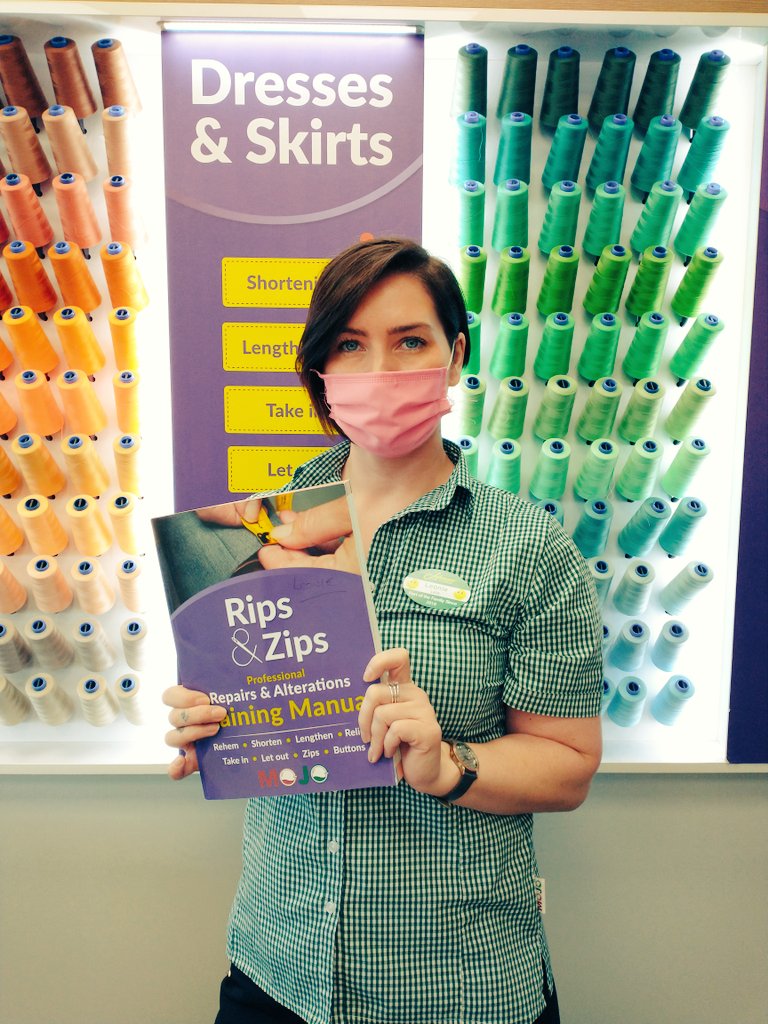 Congratulations to Leoni , in Berryden 6008 , on completing her Rips and Zips skill 😁
