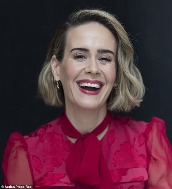 Aniversário da patroa Happy birthday Sarah Paulson 