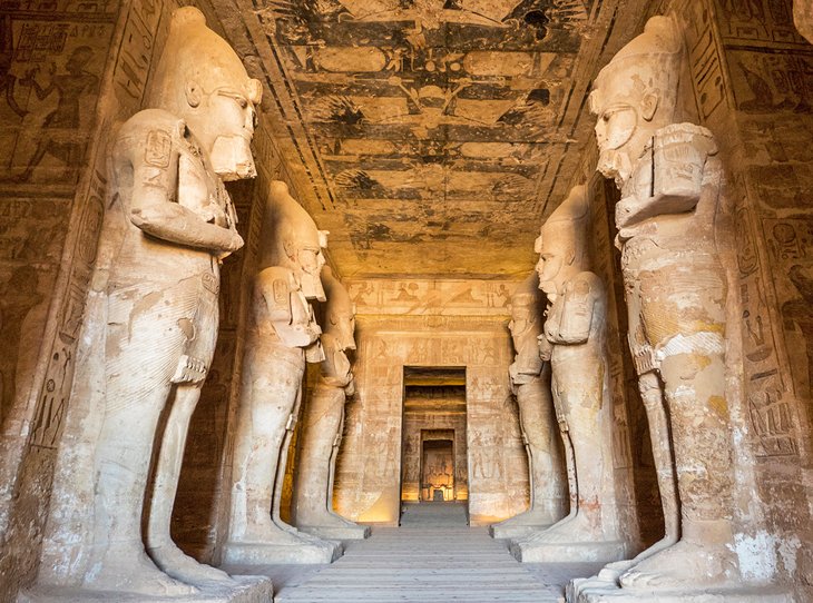 2/102A little further south, not far from the border with Sudan, is another complex dedicated to Ramses II, Hathor, and Nefertari in the village of Ipsambul, better known locally as Abu Sunbul and internationally as Abu Simbel. These go back to the 13th century BC.