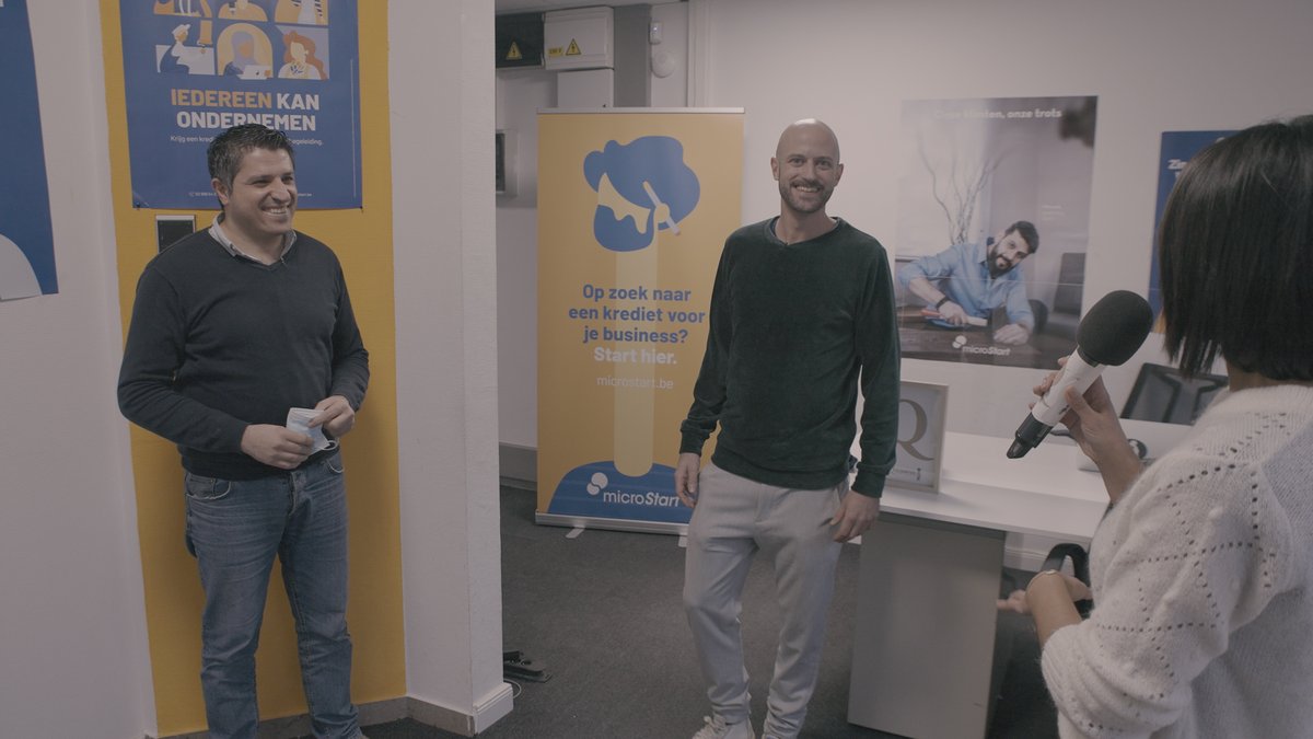 microStart_Be's tweet photo. 🥳 microStart ontvangt een Q label! 🥳
Het Q-label van Qolourfied zet initiatieven in de verf die een boost geven aan de onderwijs- of beroepscarrière van studenten en werknemers met migratieachtergrond.
#DIVERSITEIT #ondernemendoenwesamen https://t.co/Ew54Gnbc10