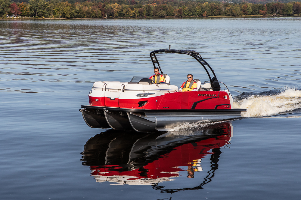 Power Boating Canada was on the waters of Lac William in Saint-Ferdinand, Québec to test out Princecraft‘s Vogue 25 RL. Watch the video and read more on our website!

powerboating.com/princecraft-vo…

<a href="/MercuryMarine/">Mercury Marine</a> 

#Princecraft #Mercury #PrincecraftBoats #MercuryMarine #Vogue25RL