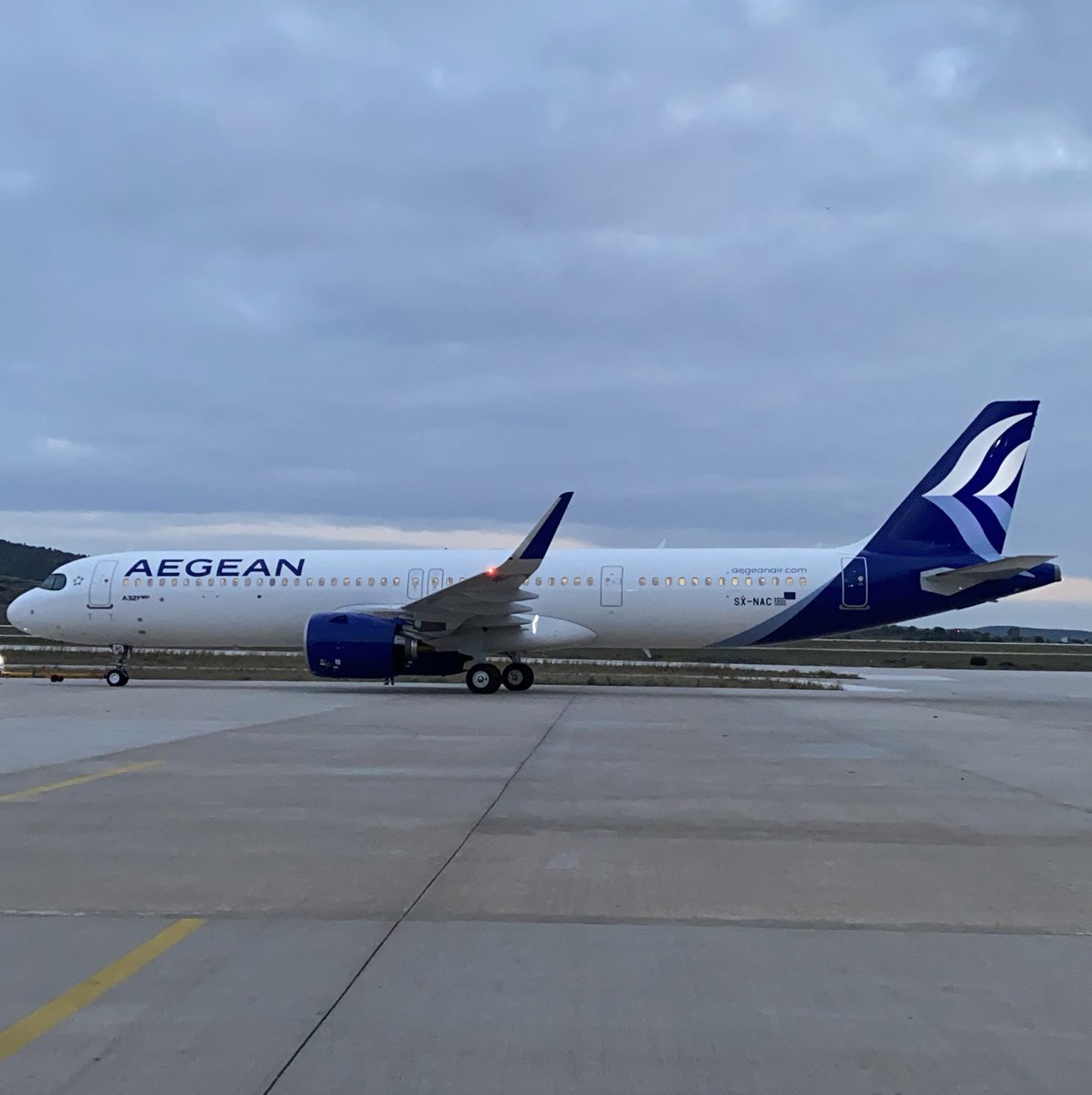 Aegean Airlines tweet media