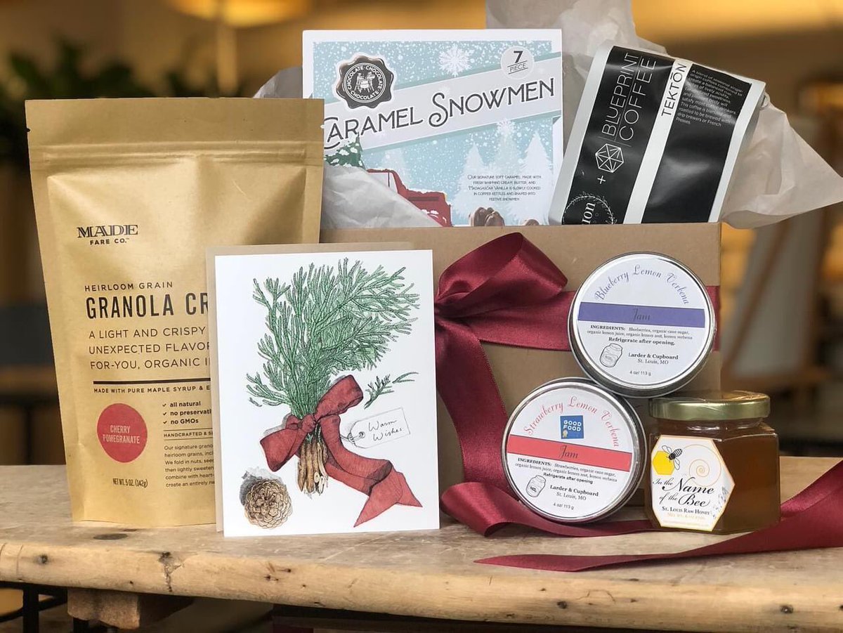 Larder_Cupboard's tweet photo. You still have time to snag one of these STL Snacks Gift Boxes by Union Studio, but you better hurry.
Shop our jams at both locations (Tower Grove & Webster) or online.
https://t.co/vQCcKOj6fT
#ShopLocal #SupportLocal #ShopSmall #UnionStudio https://t.co/0X34juZ8s8