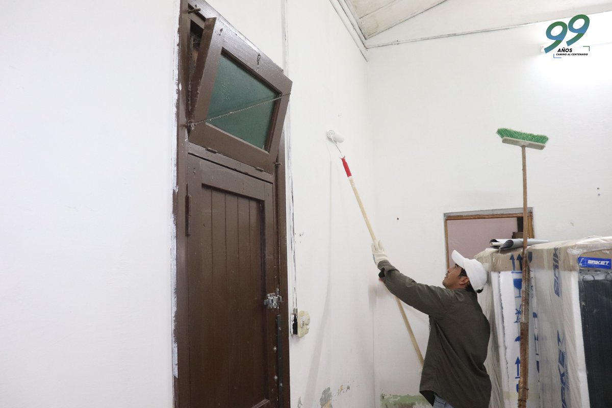munideplaza's tweet photo. TRABAJOS DE REFACCIÓN Y PINTURA EN LA O.D.R INTA 
Desde el municipio seguimos colaborando con las diferentes instituciones de la localidad.
En la oportunidad personal del corralón realizó varios trabajos de refacción y pintura interior y exterior en la Oficina de INTA Plaza. https://t.co/1zNS9lA1oZ