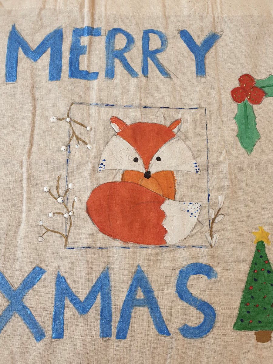 startStudiosUK's tweet photo. Our last workshop of the year where the children painted their tote bags. 

#startstudiosuk #openealing #artclass #childrenartclass #kidsartclass #kidsart #childrenart #kidsdrawing #kidspainting #kidsarthistory #arthistory https://t.co/6z7wBK4I73