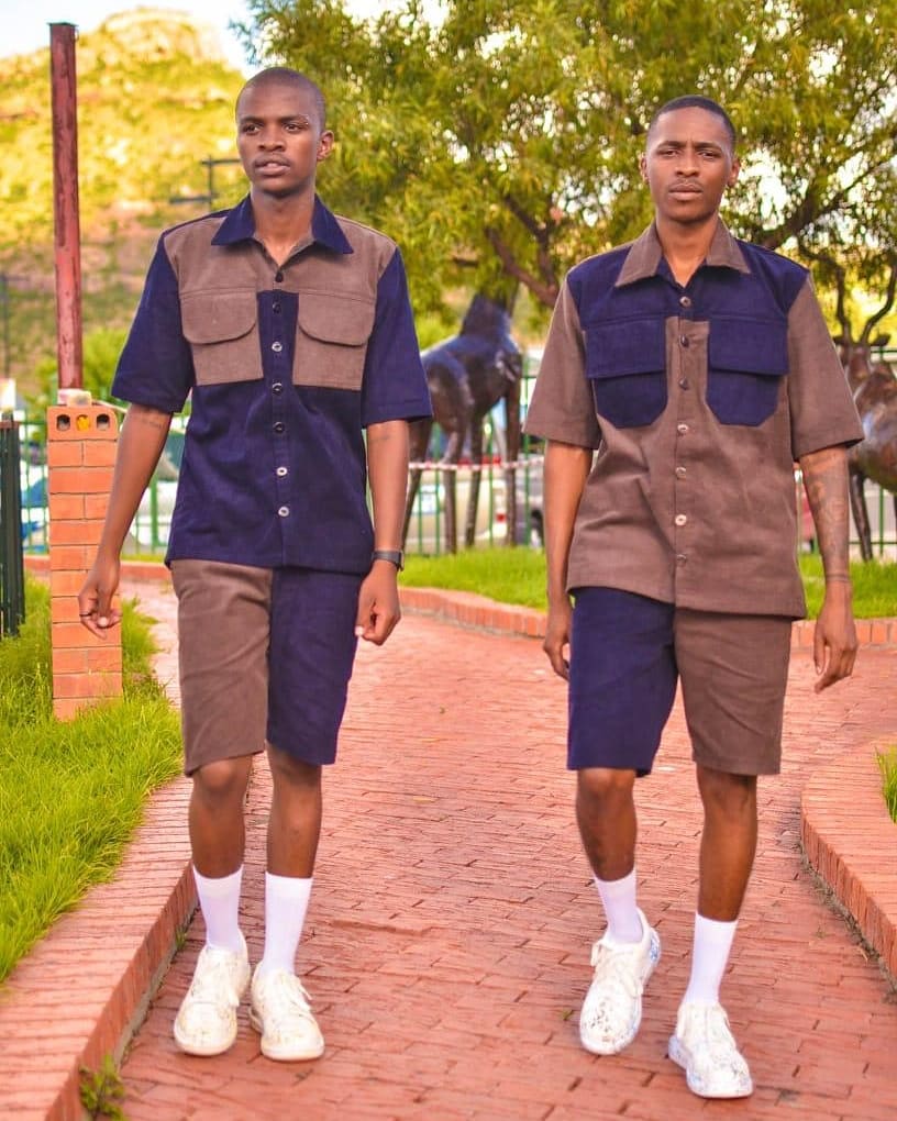 Shipa_Online's tweet photo. Tsa Summer'20 Drop Of The Week.
@roommsstudios Summer Range Comprise of Floral Shirts,Camo and Corduroy Outfits.
Designer @oneal_rs
#roommsstudios #shipaonline #summer2020☀️cc
https://t.co/0qHTBqPiIw https://t.co/gr76ogm4PW