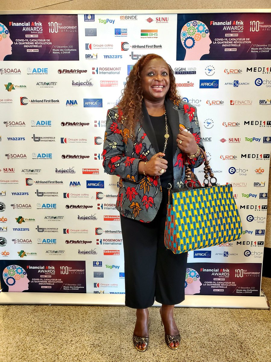 MariamTendou's tweet photo. Well, I must acknowledge the fashion behind these photos as it means I am also celebrating local craftsmanship: #Uganda-n Made top suit @BoldinAfrica and #Ghana-ian made handbag frm Accra Arts Market. Today all spotted at the 3rd  @Financialafrik Awards in #Dakar #3FAA #Africa https://t.co/EafEsDnbT2