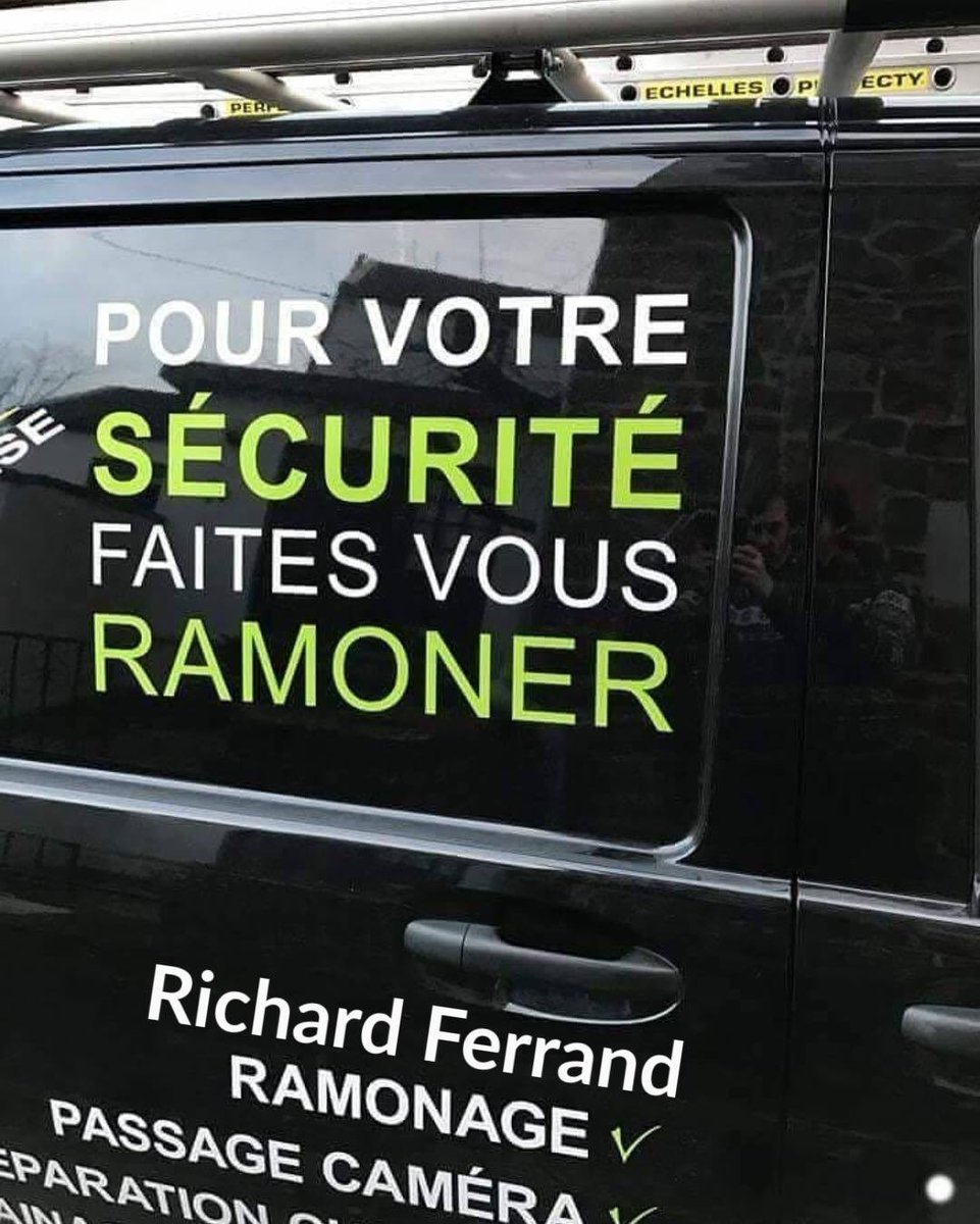 Bzh1946's tweet photo. @franceinter @RichardFerrand @ferrand_emile
Est-ce que tu t'ai remis du fait que ton père, #RichardFerrand, t'a viré de chez lui, ceci avant l'incendie de #Motreff en #Bretagnehistorique ?
#Emile, revient, nous t'aimons bien !
On a chanté les mêmes vins, les mêmes filles !
https://t.co/vYFc8TXnes
#Bzh https://t.co/wmV8g8yiXm