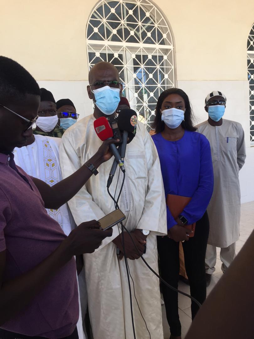 Cérémonie d’inauguration de la mini-centrale solaire de la Grande Mosquée de Pikine par Monsieur le maire de la ville de #Pikine Abdoulaye Thimbo. Cette mini centrale d’une capacité de 10kWc avec stockage dans le cadre du <a href="/PicepPikine/">Projet COM SSA Pikine Phase 3</a>   financé par <a href="/UEauSenegal/">UE au Sénégal</a> 
<a href="/endaenergylinks/">ENDA ENERGIE</a>