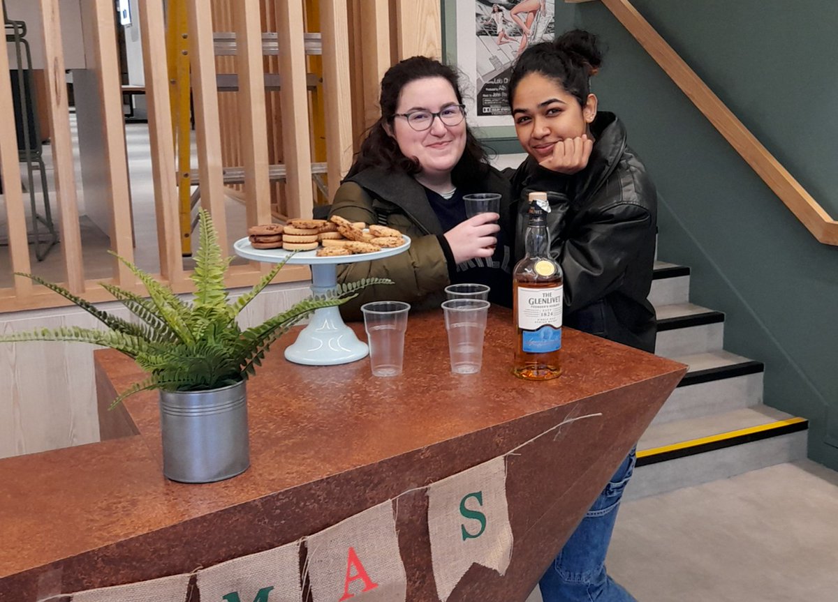 LiveStudyEnjoy's tweet photo. Two of our gorgeous Exeter neighbours enjoying whisky and shortbread tasting on St. Andrew's Day last month! 😍
.
.
.
#LiveStudyEnjoy #TheNeighbourhood #StudentAccommodation https://t.co/sAo3NuXoMd