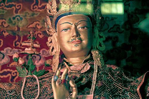 In the year 746, the 38th Tibetan emperor Trisong De Tsen finding it difficult to properly propagate Buddhism in his realm invited Padmasambhava to ‘tame the local deities’. He arrived in Tibet in the spring of 747 and completed this request.