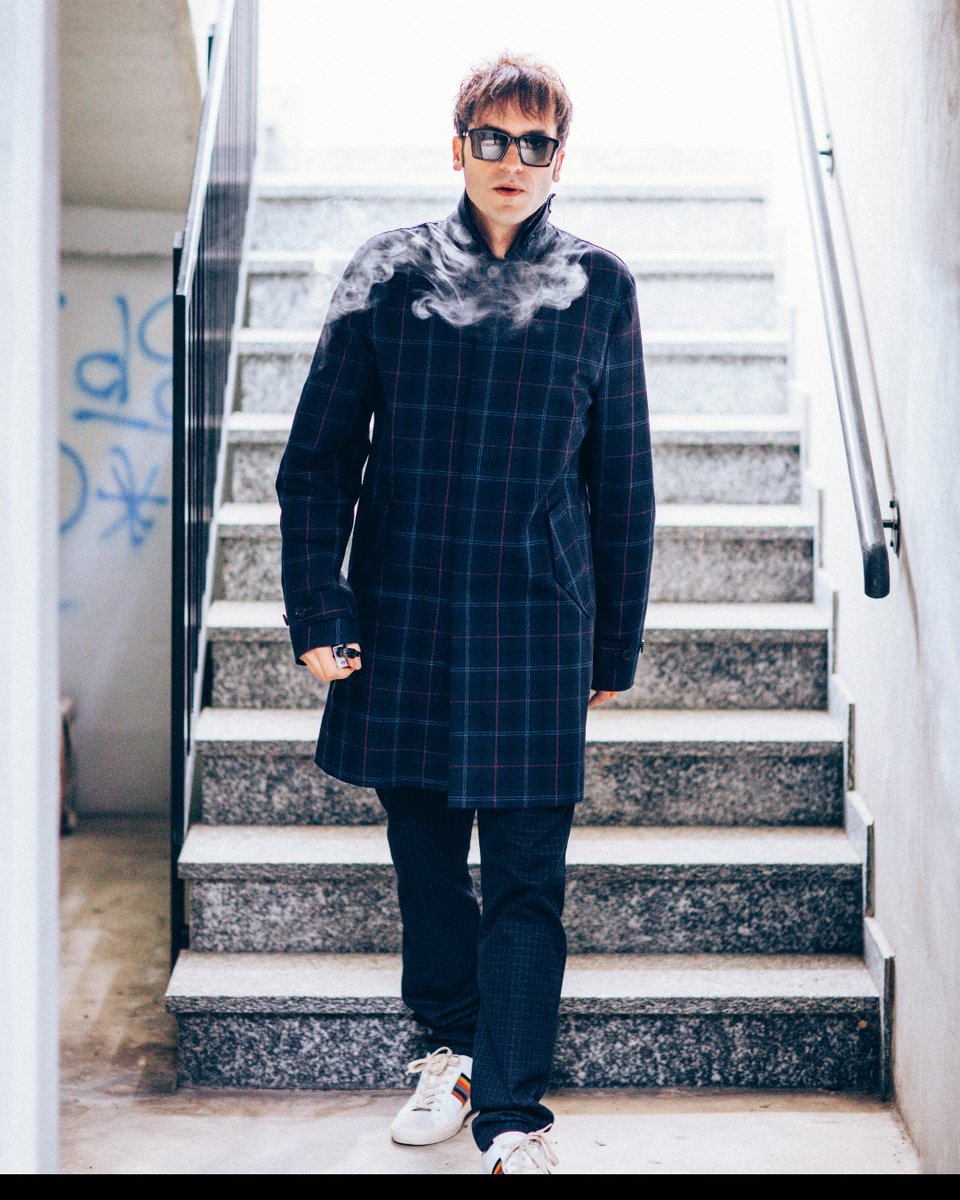 danilo_durante's tweet photo. 📷 @virginiabettoja | Total Look @PaulSmithDesign 

#paulsmith #british #fashion #celebrating #england #style #instagood #music #instarock #singer #songwriter #musician #guitarplayer #indiemusic #popmusic #rocknroll https://t.co/nBEqoURI7c