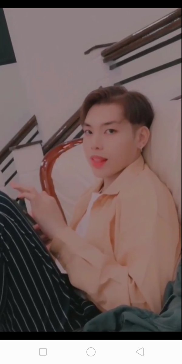 DinosForSEV's tweet image. Cute naman niyan. 👉👈😍

#PHP_RHADZ
#PHPRoadToDebut
#PressHitPlay
@rhadz_ @_PHPmusic