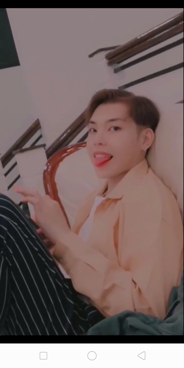 DinosForSEV's tweet image. Cute naman niyan. 👉👈😍

#PHP_RHADZ
#PHPRoadToDebut
#PressHitPlay
@rhadz_ @_PHPmusic