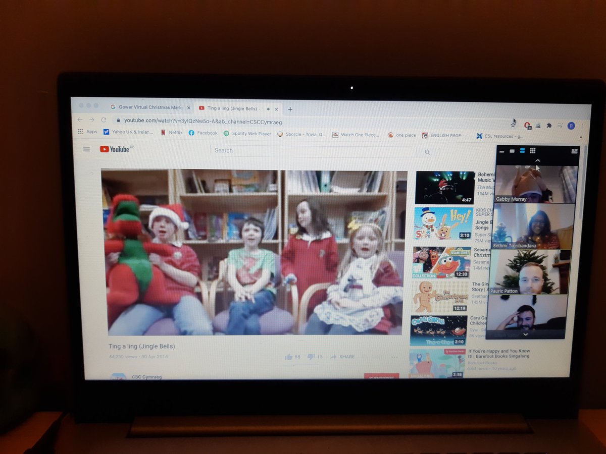 AlyssiaFiander's tweet photo. That's a wrap for term 1! Well done to all our Biology PGCE team for your hard work and amazing Welsh Carol Singing via zoom (ears are still ringing!). Be safe and see you next term! @PGCEswanseauni @PGCE_chat @SwanseaUni https://t.co/xTKL1l6jk6