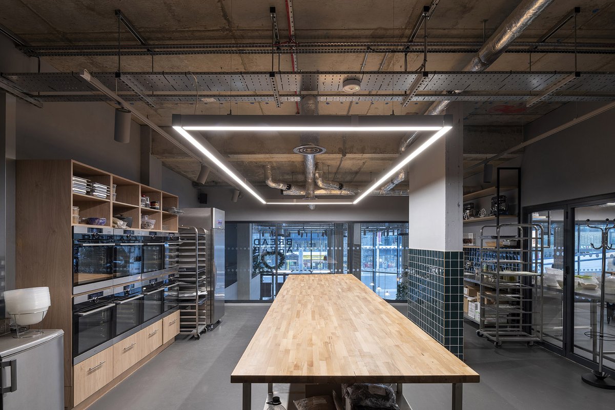 Bread Ahead, Wembley.

 Inside <a href="/BreadAhead/">Bread Ahead</a> includes a 220 cover restaurant, cafe and bar, two bakery classrooms for the new Gastro Bakery and School, a pizza oven and not forgetting a large open plan production bakery.

#BespokeByBluecrow