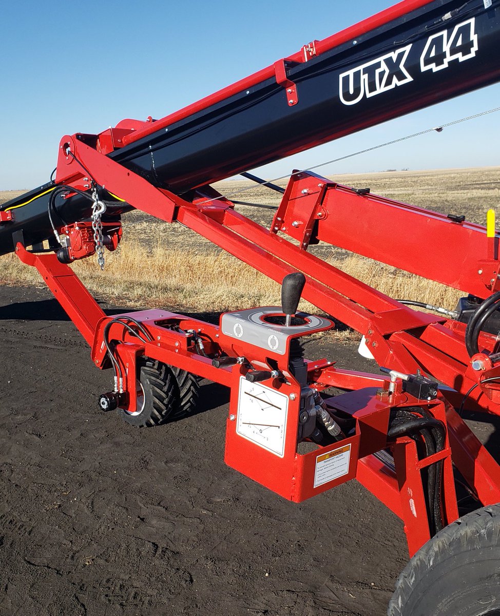 AgiSpenny's tweet photo. New All Wheel Drive mover kits on our #UTX44 auger!!! Traction, reach, ease of use all coming for 2021 #ShowusyourAGI https://t.co/9DuiZC3doR