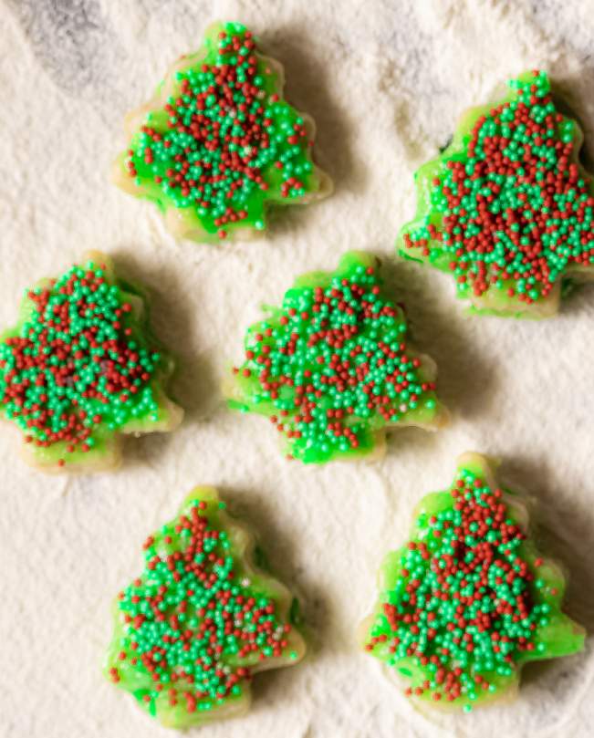 At350F's tweet photo. Eggless Christmas Tree Sugar Cookies - How to make perfect Christmas Sugar cookies. https://t.co/8s1qOnp8KV https://t.co/GnbfozYkdx