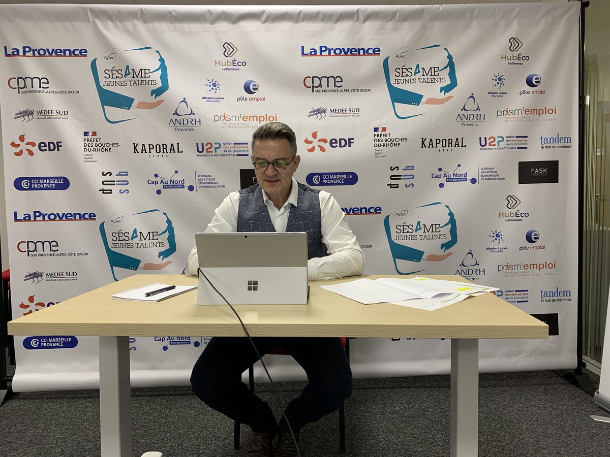 ApecPacaCorse's tweet photo. 🎬 C’est parti pour le lancement de nouveaux binômes de #parrainage dans le cadre du dispositif @Apecfr #SésameJeunesTalents 🚀 en partenariat avec la @CCI_AMP et le #HubduMentorat et avec #TechnoPlusIndustries @Klanik_ @mousquetairesfr @GRTgaz @eiffage #BrandParty @UCS_13 https://t.co/0wvtSF2xwy