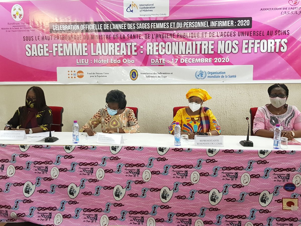 Diallo_FBT's tweet photo. 2020 est déclarée année de la sage-femme et du personnel infirmier par l’OMS : heureuse d’avoir, avec ma sœur @JosianeYaguibou de @UNFPA_TOGO contribué à la célébration des #FemmesSages du Togo en ce jour, sous l’égide du @MSPS_Togo . https://t.co/yMJltupSeE
