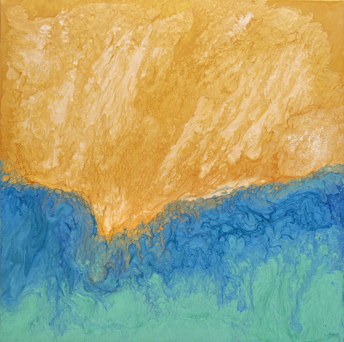 Roxy Sora, arrived in Florida fromCuba when she was 8 years old. Roxy and her sister were sent to an orphanage until they were reunited with their parent. Her time at the orphanage served as her opportunity to express herself through drawings since she did not speak the language.