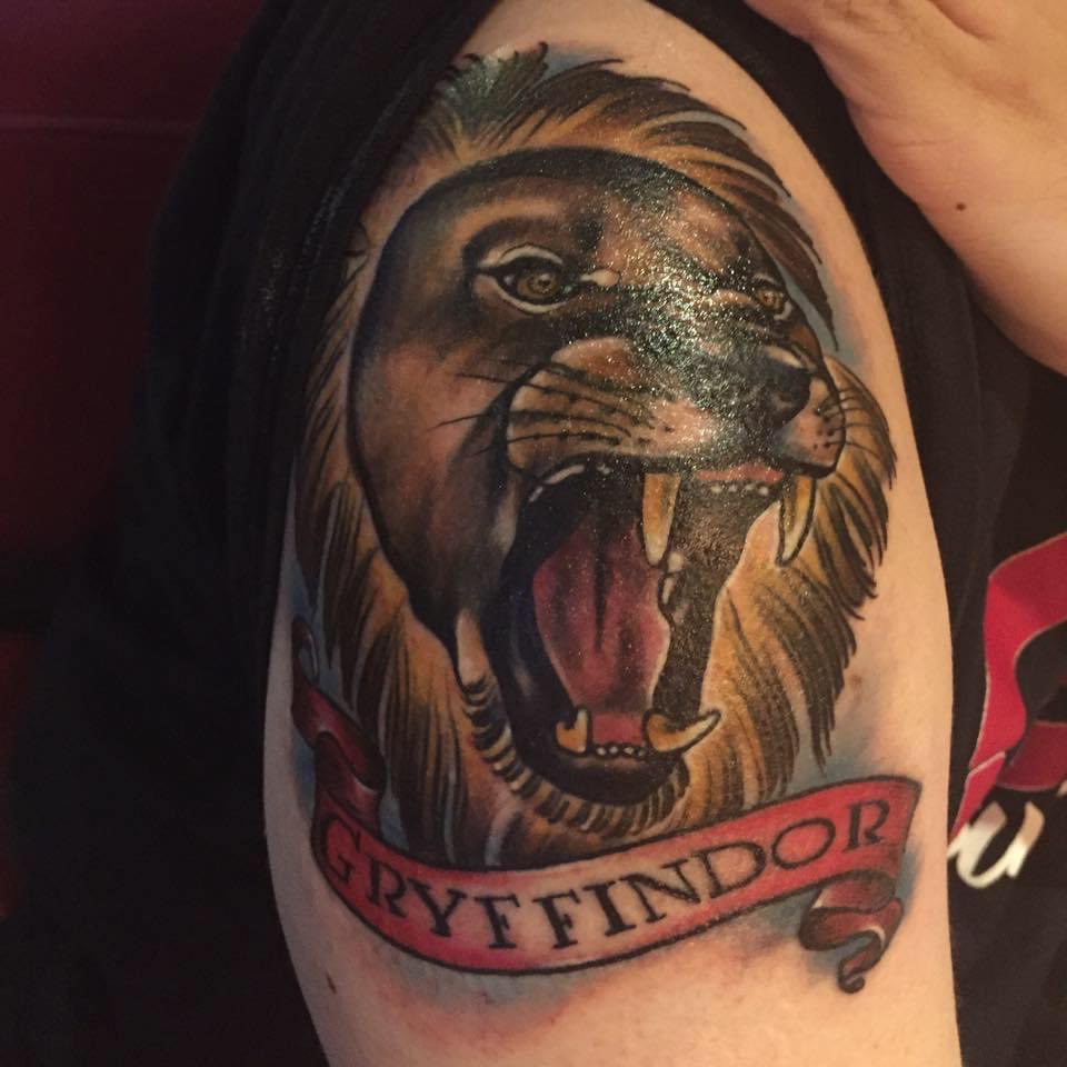 HelloIAmMark's tweet image. Extremely addicted to getting tattoos. Can’t wait for the next tattoo convention.