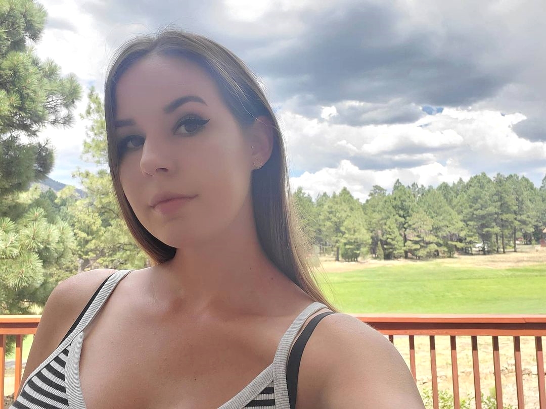 The rain is near ⛈️