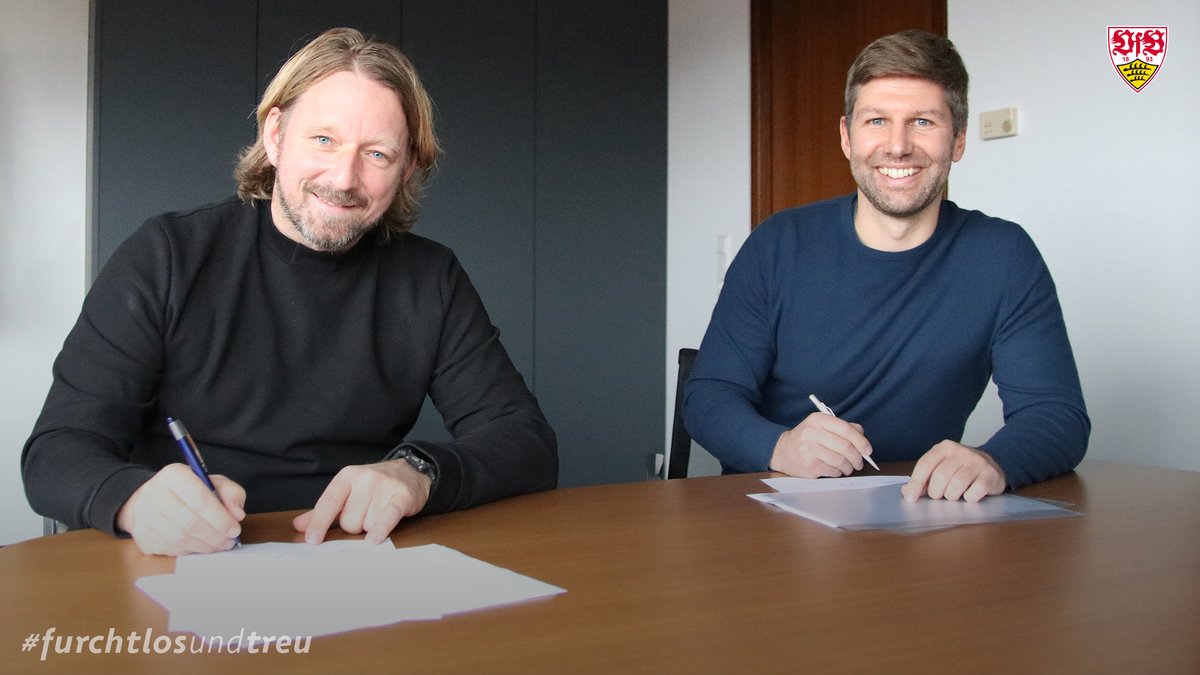 VfB's tweet photo. Der #VfB Stuttgart hat sich mit Sportdirektor Sven #Mislintat auf eine vorzeitige Vertragsverlängerung des ursprünglich bis zum 30. Juni 2021 laufenden Vertrages verständigt. Der neue Kontrakt hat eine Laufzeit bis zum 30. Juni 2023. 📝🤝 https://t.co/hgB5fI8uIP