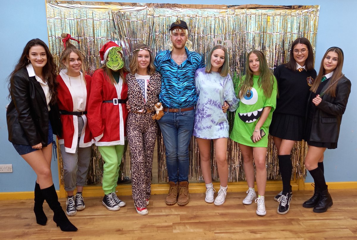 Cedars 6th Form Team tweet media