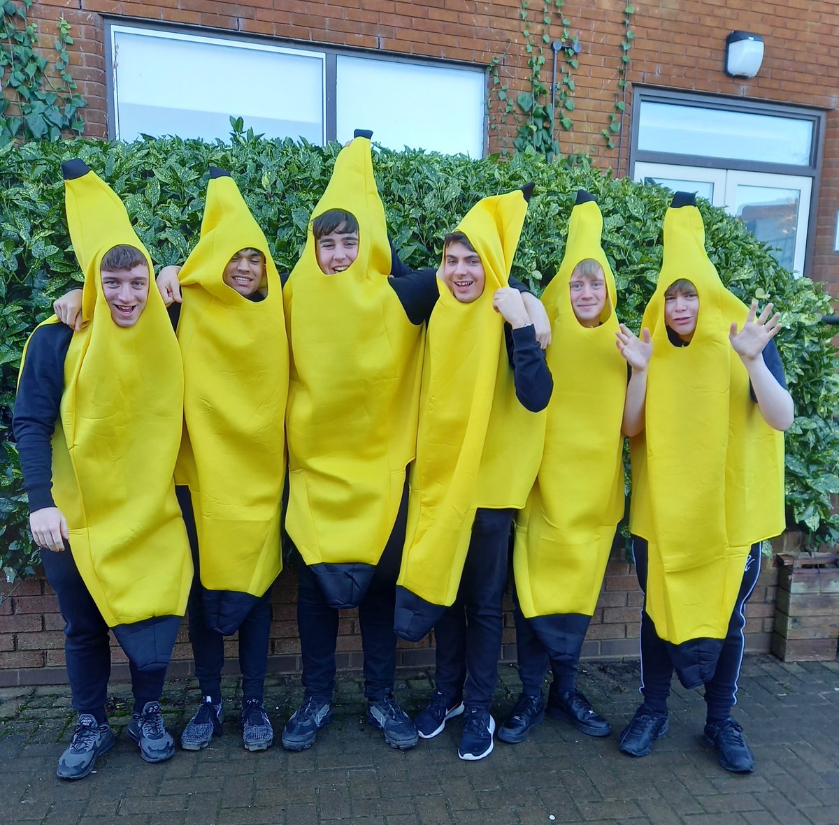 Cedars 6th Form Team tweet media