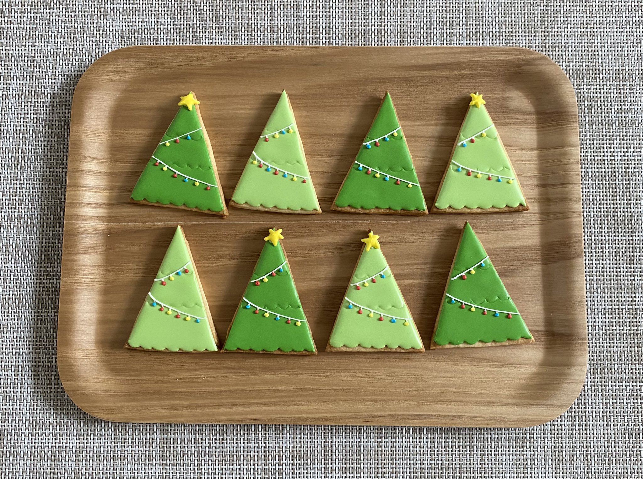 アイシングクッキー教室 Mogu クリスマスプレゼント用のクッキー ラストはクリスマスツリーにしました アイシング クッキー アイシングクッキーレッスン アイシングクッキー教室 日本アイシングクッキー協会 習い事 香川県 香川 まんのう町 お