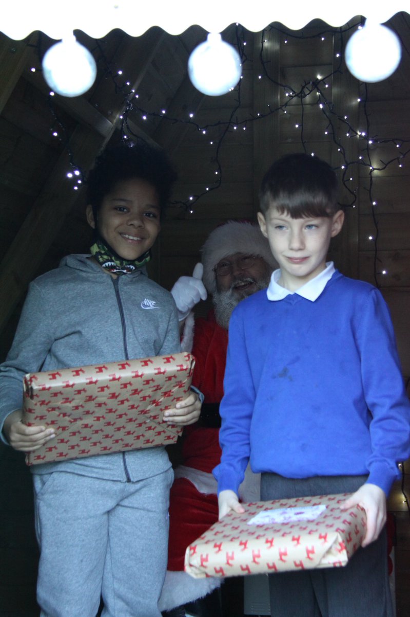 A magical end to term at <a href="/cobsmarywood/">cobsmarywood</a> The pupils loved meeting our special visitor 🎅🏼 <a href="/COBSPRU/">COBSchool</a>