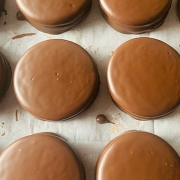 CandyStashSweets&Treats tweet media