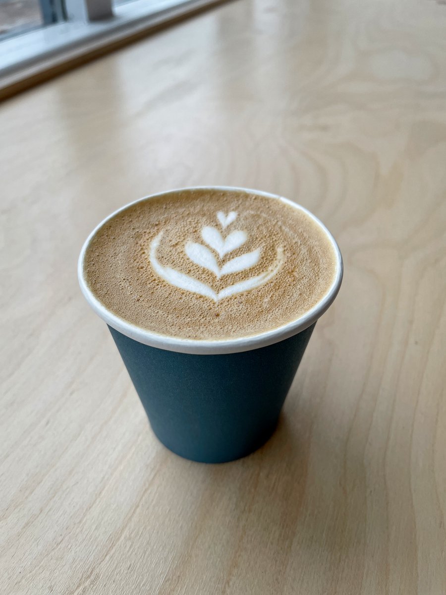 doublemacbex's tweet photo. Lane Eight Coffee, in East Dulwich, where the sweet treats — like the coffee shop itself — are petite but perfectly formed. Great coffee from @AssemblyRoast too. More details in my new post:
https://t.co/Kb5CfiWsjz https://t.co/jWKQ2mvxoo