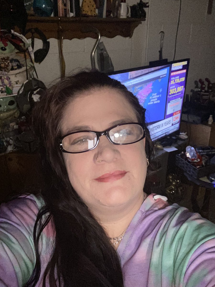 AprilHovanec's tweet photo. Hope all have a blessed day today https://t.co/uWKxx4sbom