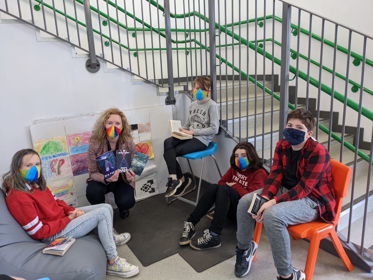 FirhouseETSS's tweet photo. We had a lovely surprise recently when Kevin @SingMeCreation dropped in three of his fantastic books created as part of a project with young writers in @TrinityCompLib ✨ Our #PDSTwellread team love them ❤️ https://t.co/pm3vP2U861