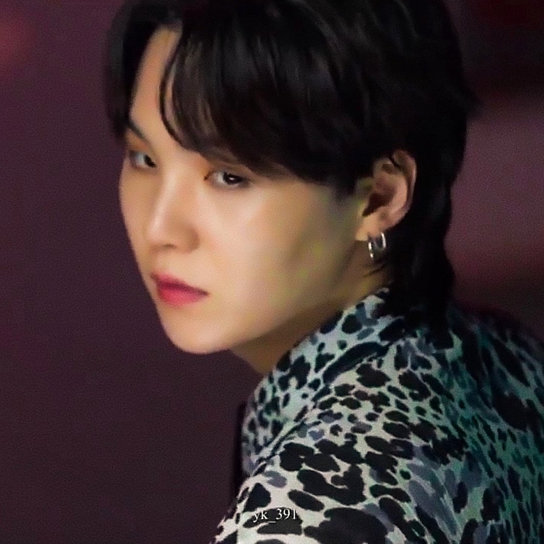 yoongisarchive's tweet photo. https://t.co/8kyuPIkejT