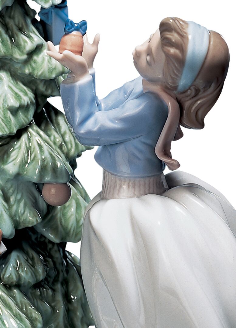 lladrofromspain's tweet photo. Lladro 01005897 TRIMMING THE TREE
https://t.co/L6aNntpO40
Height (in) 12.598
Width (in) 11.024
Length (in) 6.693
Porcelain Type Gloss
Sculptor Joan Coderch
#lladro #christmas #christmastree #christmastime #trimmingthetree #handmade #porcelain #handcrafted #gift #decoration #art https://t.co/GM2NEgygSE