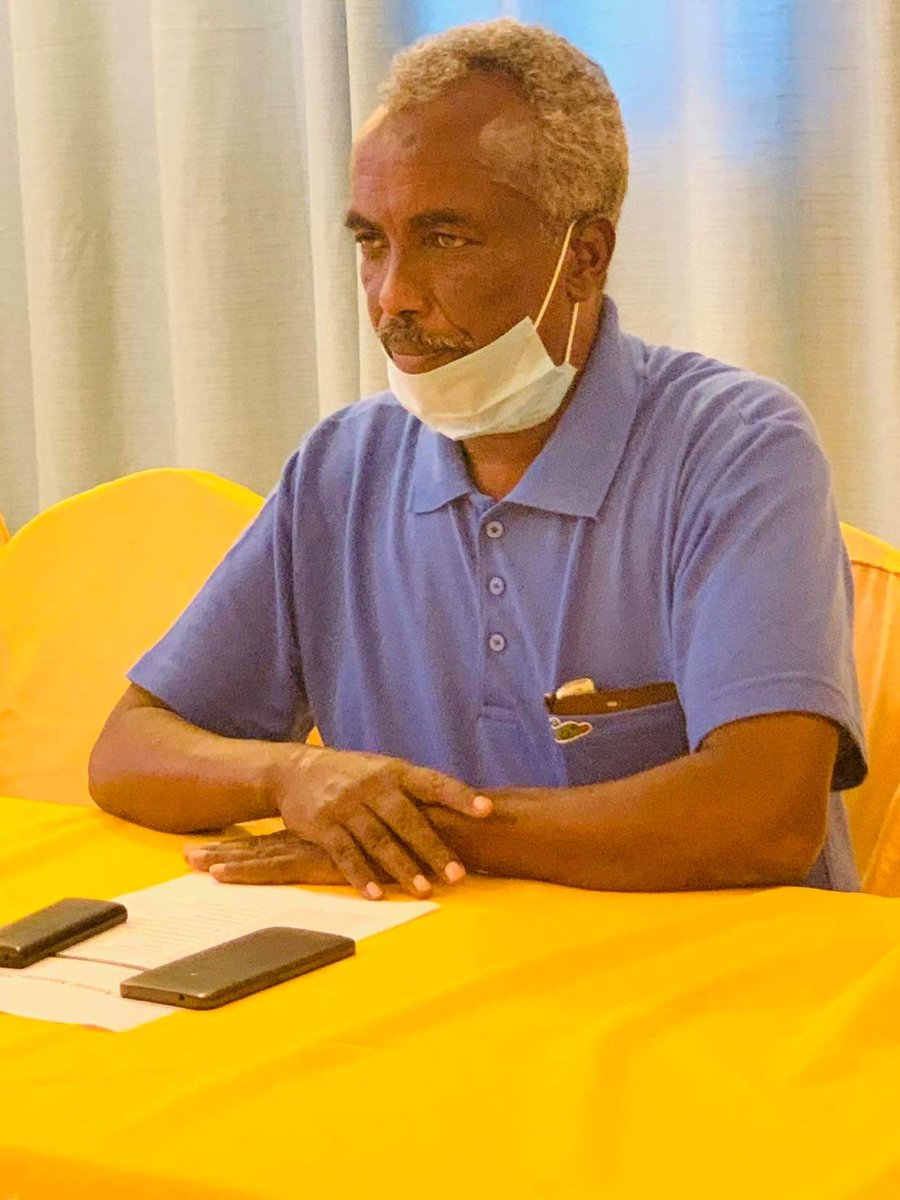 SUSFSomalia's tweet photo. Guddomiyaha Ururuka Jaamacadaha Soomaaliyed Mudane Yuusuf Calasow ayaa soo dhoweeyay martida, sido kale hadalka ku wareejiyay Guddomiye ku xigeenka koowaad ee dhanka arrimaha dibadda oo soo koobi doona waxqabadkii uruurka ee sannadkan.

#SUSFAnnualMeeting2020
#SUSF2020 https://t.co/UloQekf8jt