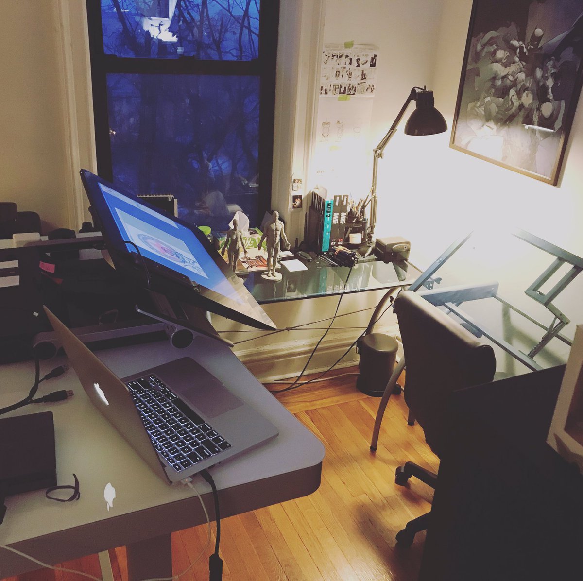 Drew_Zucker's tweet photo. Its the end of the year, #CANTOII is done, so time to clean out the studio and make some upgrades. Standing desk is the new addition and it has been great so far. Looking forward to more work being done in my corner! #stuido #studiospace #canto #WorkFromHome #workflow #artist https://t.co/522Vt0Iav4