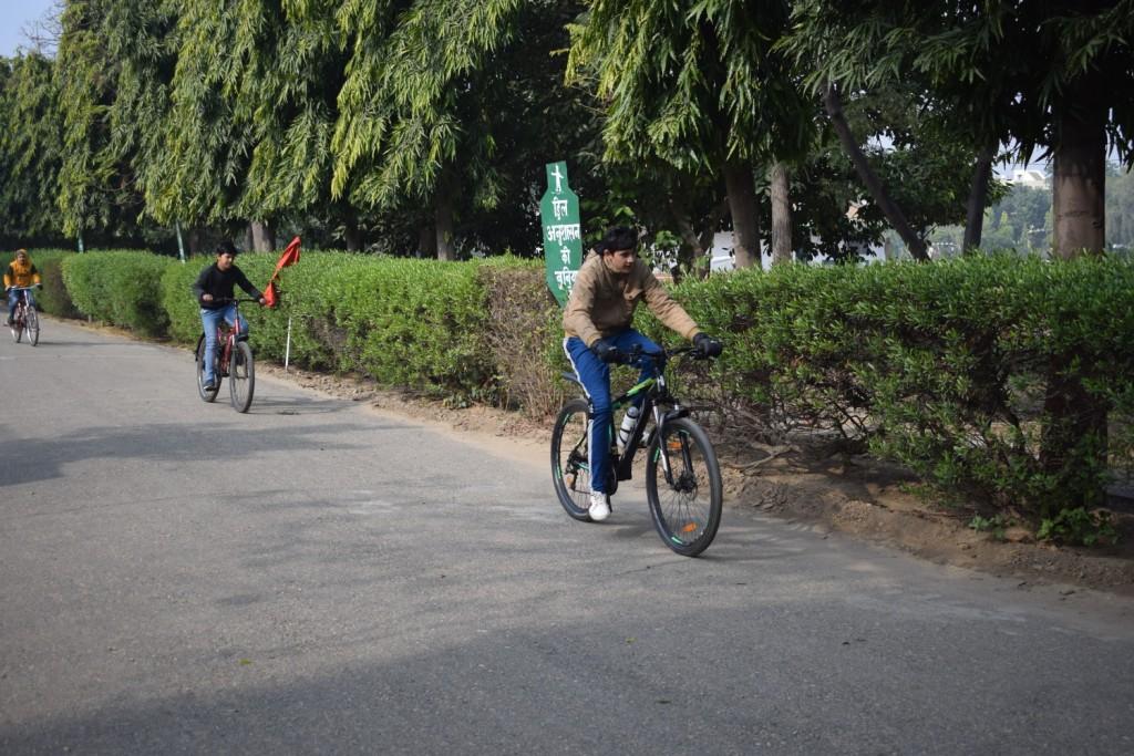 26Itbp's tweet photo. 26th BN ITBP Ludhiana organizes cyclothon for awareness towards
 #फिटनेस_का_डोज_आधा_घंटा_रोज़ 
#FitnessKaDoseAdhaGhantaRoz
#Himveers26thbnandfamily https://t.co/fqR1s27zzi